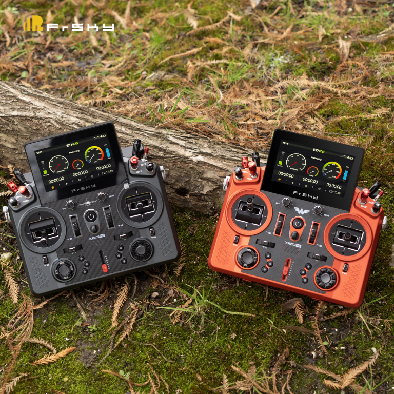 FrSky TANDEM X20 PRO AW Edition 900M And 2 4G Dual Band Telemetry Radio